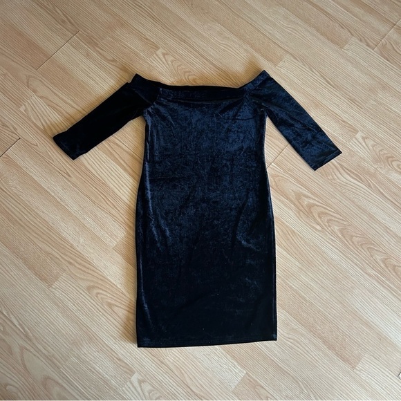 Ambiance Black Velvet Off the Shoulder Bodycon Dress Medium - Picture 1 of 7